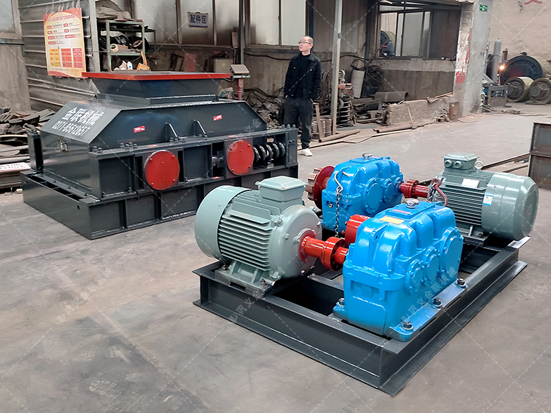 時產(chǎn)100噸齒輥破碎機廠家哪個實力強？